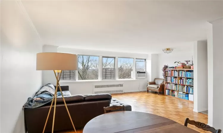 4555 Henry Hudson Parkway, New York, NY, 2 Bedrooms Bedrooms, 5 Rooms Rooms,1 BathroomBathrooms,Residential,For Sale,Henry Hudson,H6296601