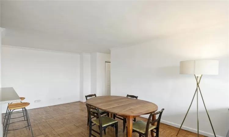 4555 Henry Hudson Parkway, New York, NY, 2 Bedrooms Bedrooms, 5 Rooms Rooms,1 BathroomBathrooms,Residential,For Sale,Henry Hudson,H6296601