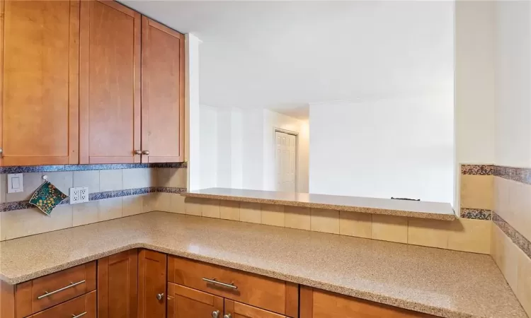 4555 Henry Hudson Parkway, New York, NY, 2 Bedrooms Bedrooms, 5 Rooms Rooms,1 BathroomBathrooms,Residential,For Sale,Henry Hudson,H6296601