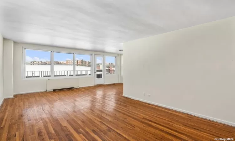 212-30 23rd Ave, New York, NY, 1 Bedroom Bedrooms, 4 Rooms Rooms,1 BathroomBathrooms,Residential,For Sale,23rd Ave,L3544152