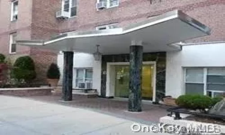 102-21 63 Road, New York, NY, 1 Bedroom Bedrooms, 4 Rooms Rooms,1 BathroomBathrooms,Residential,For Sale,63,L3544358