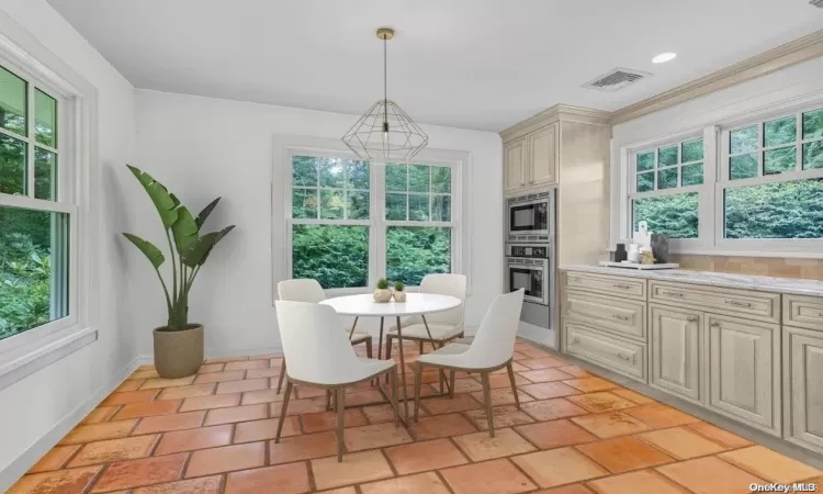 Custom Cabinetry Stainless Steel Appliances