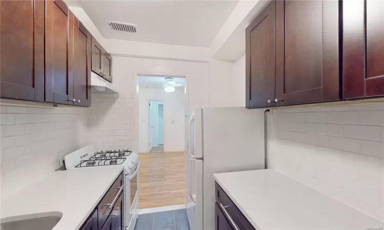 65-15 38 Avenue, New York, NY, 3 Rooms Rooms,1 BathroomBathrooms,Residential,For Sale,38,L3554214