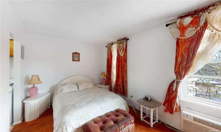 34-43 60 Street, New York, NY, 3 Rooms Rooms,1 BathroomBathrooms,Residential,For Sale,60,L3554256