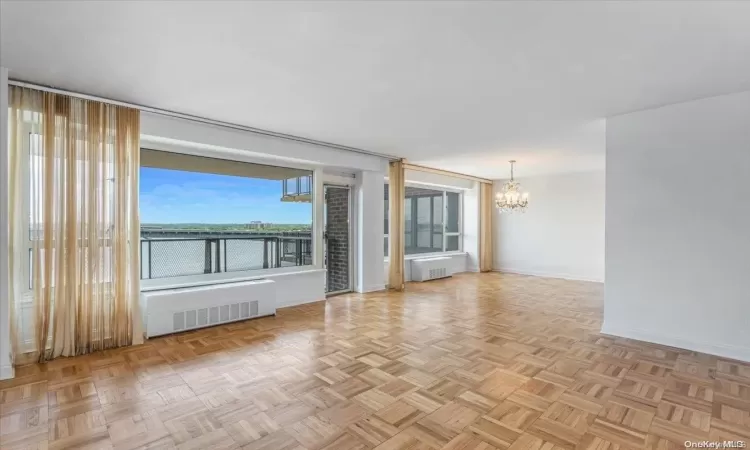 166-25 Powells Cove Boulevard, New York, NY, 1 Bedroom Bedrooms, 4 Rooms Rooms,1 BathroomBathrooms,Residential,For Sale,Powells Cove,L3553625