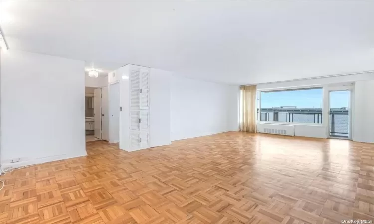 166-25 Powells Cove Boulevard, New York, NY, 1 Bedroom Bedrooms, 4 Rooms Rooms,1 BathroomBathrooms,Residential,For Sale,Powells Cove,L3553625