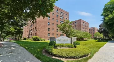 1 Fisher Drive, Mount Vernon, NY, 1 Bedroom Bedrooms, 3 Rooms Rooms,1 BathroomBathrooms,Residential,For Sale,Fisher,H6311059