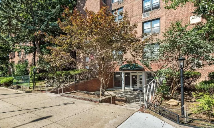 65-15 38th Avenue, New York, NY, 2 Rooms Rooms,1 BathroomBathrooms,Residential,For Sale,38th,L3506385