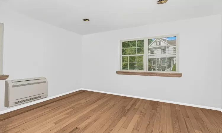 heating unit and wood-type flooring