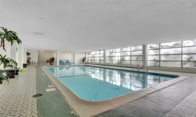 333 Broadway, Long Beach, NY, 1 Bedroom Bedrooms, 4 Rooms Rooms,1 BathroomBathrooms,Residential,For Sale,Broadway,L3571482