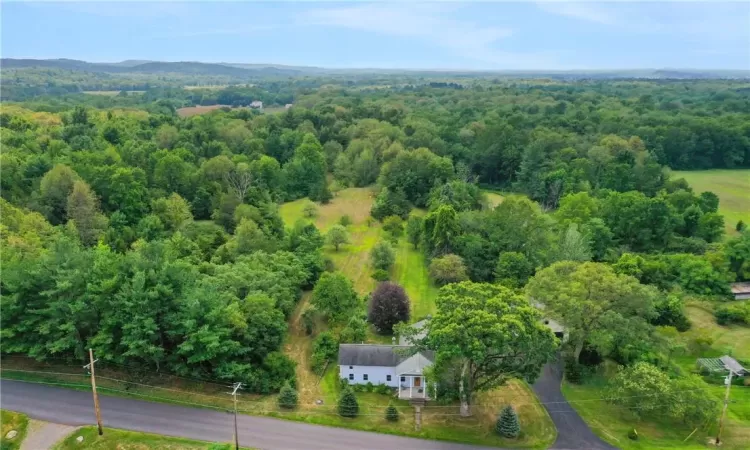 592 Church Road, Livingston, NY, 3 Bedrooms Bedrooms, 6 Rooms Rooms,2 BathroomsBathrooms,Residential,For Sale,Church,H6321920