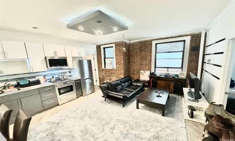 21-16 35 Street, New York, NY, 2 Bedrooms Bedrooms, 4 Rooms Rooms,1 BathroomBathrooms,Residential,For Sale,35 Street,L3592687