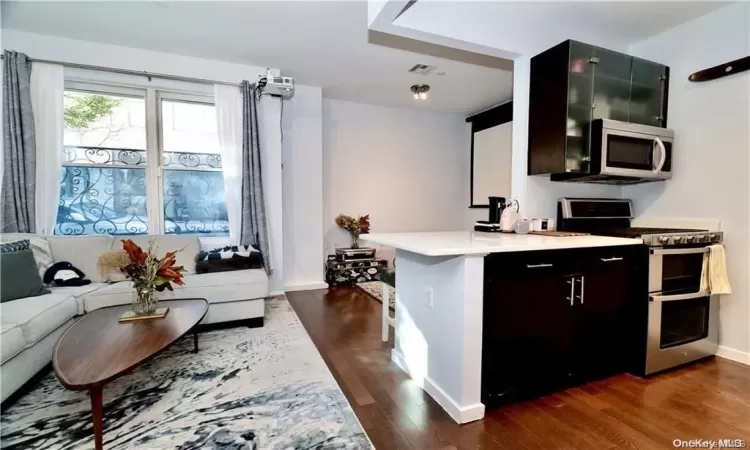 52 3rd Avenue, New York, NY, 1 Bedroom Bedrooms, 2 Rooms Rooms,1 BathroomBathrooms,Residential,For Sale,3rd,L3593241