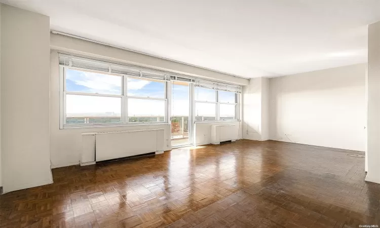 111-20 73 Avenue, New York, NY, 2 Bedrooms Bedrooms, 4 Rooms Rooms,1 BathroomBathrooms,Residential,For Sale,73,L3590338