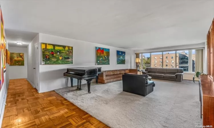 166-25 Powells Cove Blvd, New York, NY, 3 Bedrooms Bedrooms, 6 Rooms Rooms,2 BathroomsBathrooms,Residential,For Sale,Powells Cove Blvd,L3513075