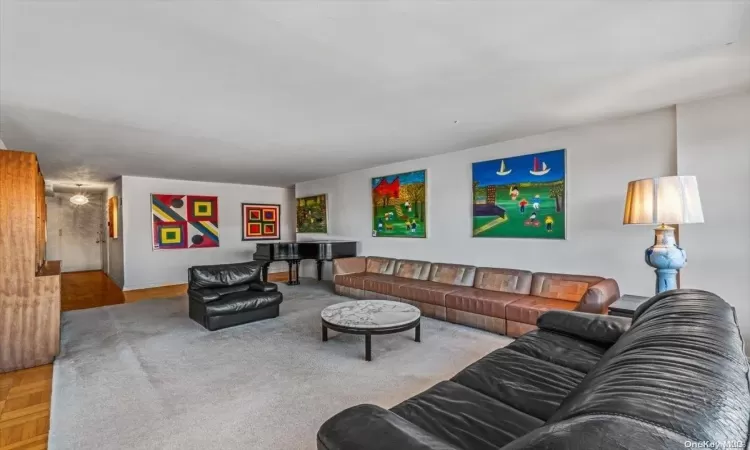 166-25 Powells Cove Blvd, New York, NY, 3 Bedrooms Bedrooms, 6 Rooms Rooms,2 BathroomsBathrooms,Residential,For Sale,Powells Cove Blvd,L3513075