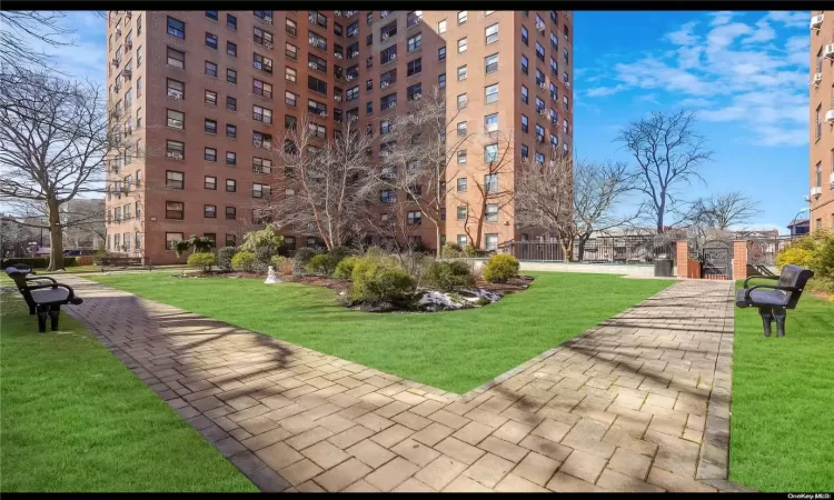 99-60 63rd Road, New York, NY, 2 Rooms Rooms,1 BathroomBathrooms,Residential,For Sale,63rd,L3560939