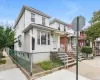 424 Applegate Court, New York, NY, 3 Bedrooms Bedrooms, 6 Rooms Rooms,2 BathroomsBathrooms,Residential,For Sale,Applegate,L3566874