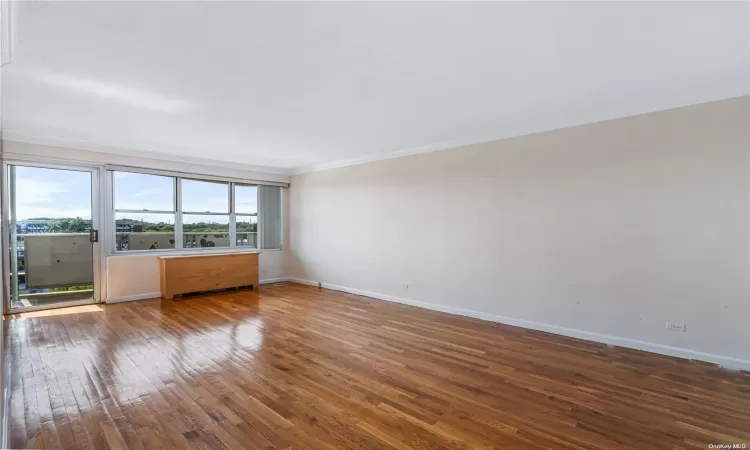 17-85 215 Street, New York, NY, 1 Bedroom Bedrooms, 4 Rooms Rooms,1 BathroomBathrooms,Residential,For Sale,215,L3576700