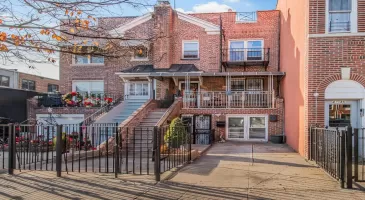 47-48 48th Street, New York, NY, 4 Bedrooms Bedrooms, ,3 BathroomsBathrooms,Residential Income,For Sale,48th,804804