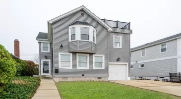 733 E Walnut Street, Long Beach, NY, 4 Bedrooms Bedrooms, ,2 BathroomsBathrooms,Residential Income,For Sale,E Walnut,805508