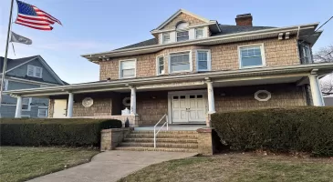 202 Wanser Ave Avenue, Hempstead, NY, 14 Bedrooms Bedrooms, ,3 BathroomsBathrooms,Residential Income,For Sale,Wanser Ave,806433