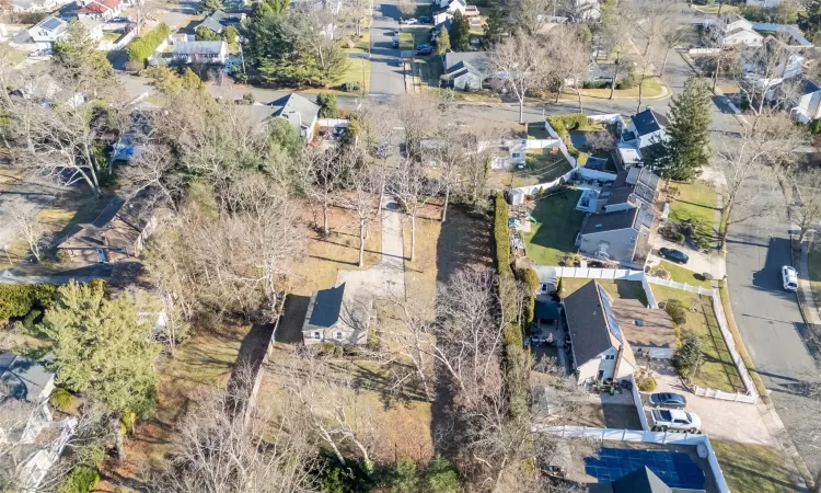 Birds eye view of property