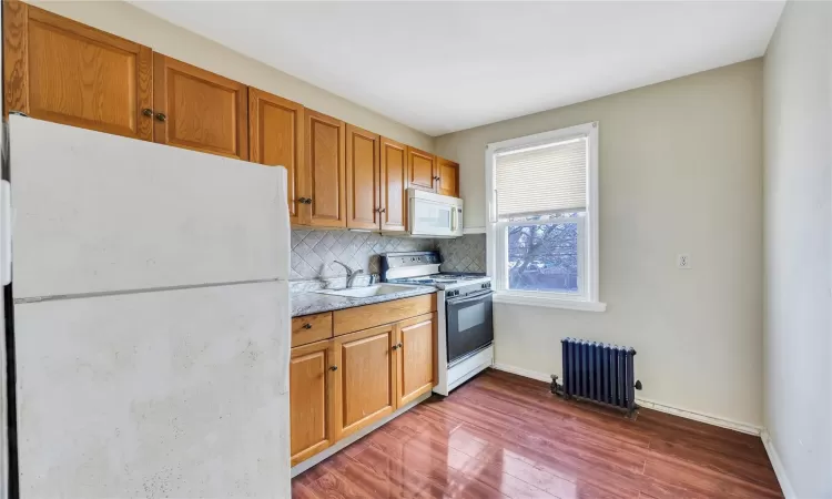 89-06 Gettysburg Street, New York, NY, 4 Bedrooms Bedrooms, ,2 BathroomsBathrooms,Residential Income,For Sale,Gettysburg,806653