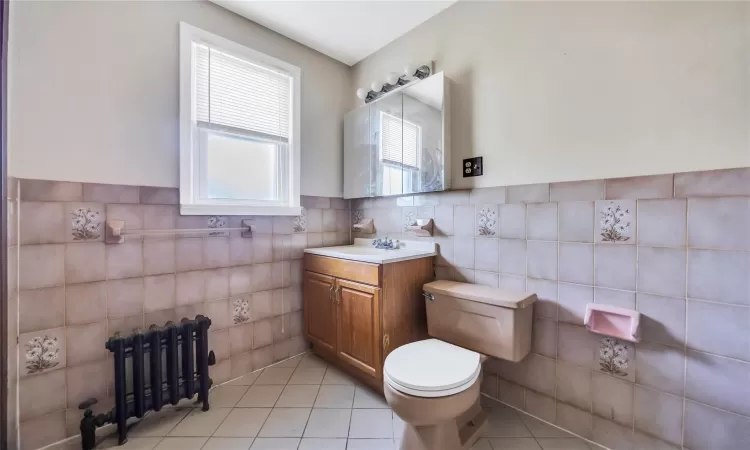 89-06 Gettysburg Street, New York, NY, 4 Bedrooms Bedrooms, ,2 BathroomsBathrooms,Residential Income,For Sale,Gettysburg,806653