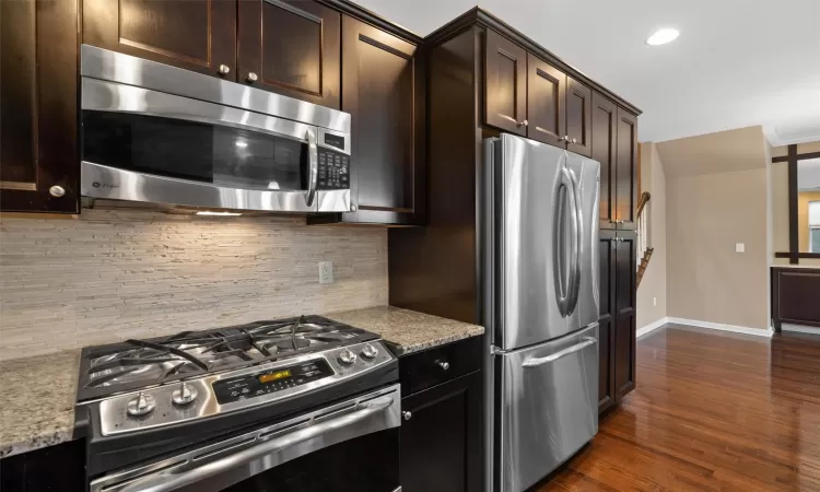 Kitchen with kitchen peninsula counter for seating