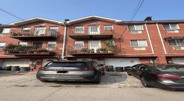 86-32 164th Street 164 Street, New York, NY, ,Residential Income,For Sale,164,806923