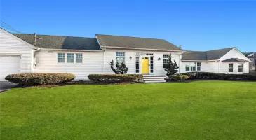 76 Dune Road, Southampton, NY, 3 Bedrooms Bedrooms, 6 Rooms Rooms,2 BathroomsBathrooms,Residential Lease,For Rent,Dune,807185