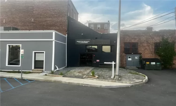 302 Main, Poughkeepsie, NY, ,Commercial Lease,For Rent,Main,807189