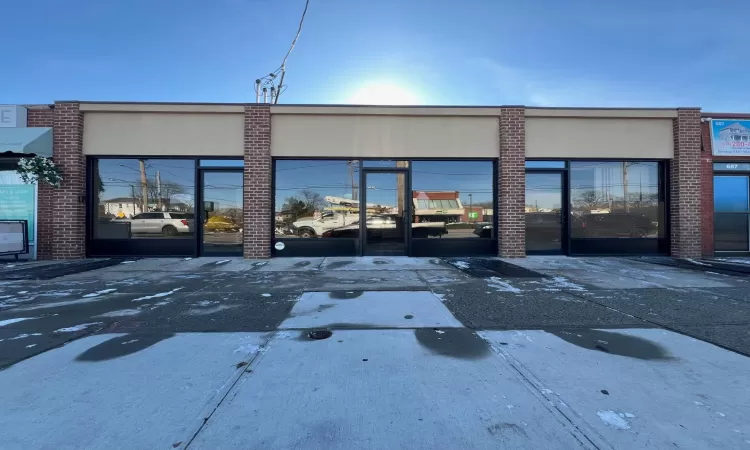 685 Hempstead Turnpike, Hempstead, NY, ,Commercial Lease,For Rent,Hempstead,807667