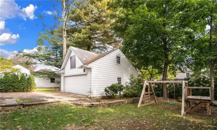 2 Car Detached Garage