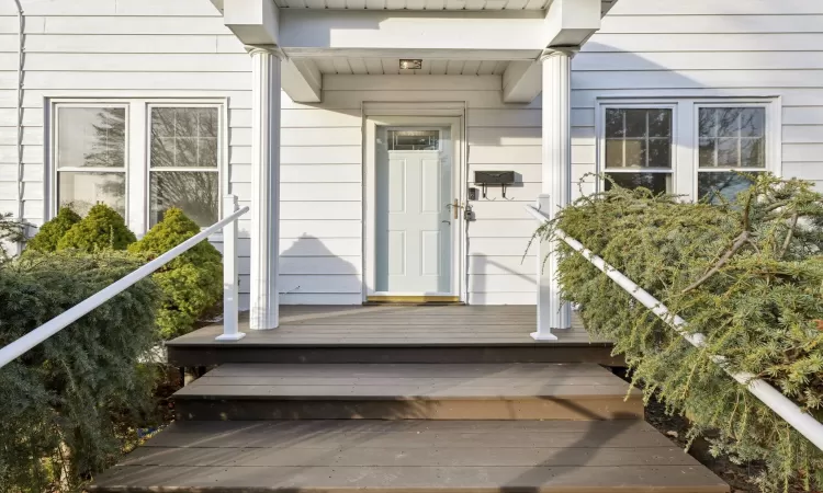 View of property entrance