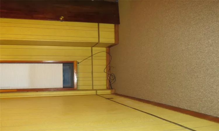 Unfurnished room featuring carpet flooring