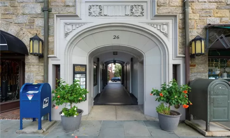 26 East Parkway, Scarsdale, NY, 1 Bedroom Bedrooms, 3 Rooms Rooms,1 BathroomBathrooms,Residential Lease,For Rent,East Parkway,808762