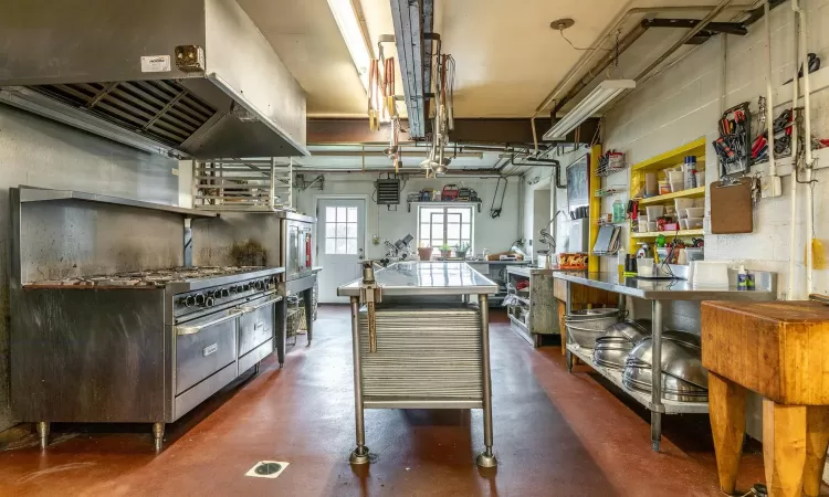 Commercial Kitchen