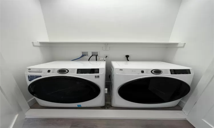 Clothes washing area with washer and dryer