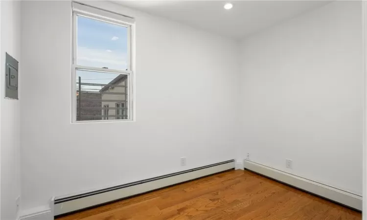 1 Post Alley, Mamaroneck, NY, 2 Bedrooms Bedrooms, 5 Rooms Rooms,1 BathroomBathrooms,Residential Lease,For Rent,Post,809713