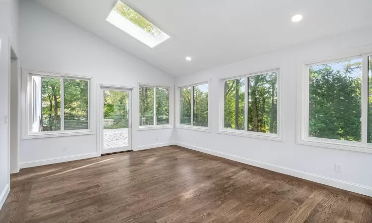 Sunroom/dining room