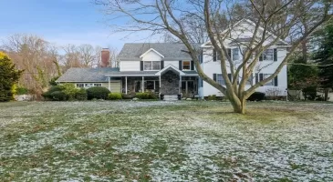 8 Green Acre Lane, Huntington, NY, 6 Bedrooms Bedrooms, 14 Rooms Rooms,4 BathroomsBathrooms,Residential,For Sale,Green Acre,811688