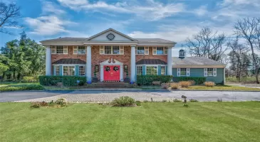 37 Linden Lane, Oyster Bay, NY, 5 Bedrooms Bedrooms, 9 Rooms Rooms,4 BathroomsBathrooms,Residential,For Sale,Linden,811681