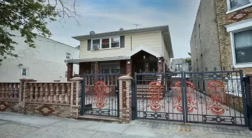 568 Autumn Ave, Brooklyn Autumn Avenue, New York, NY, 6 Bedrooms Bedrooms, 12 Rooms Rooms,3 BathroomsBathrooms,Residential,For Sale,Autumn,804607