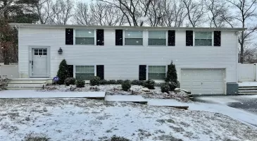 30 Mayflower Lane, Brookhaven, NY, 3 Bedrooms Bedrooms, 8 Rooms Rooms,1 BathroomBathrooms,Residential Lease,For Rent,Mayflower,811784