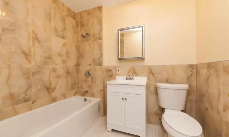 840 Greene Avenue, New York, NY, 8 Bedrooms Bedrooms, 15 Rooms Rooms,4 BathroomsBathrooms,Residential,For Sale,Greene,812374