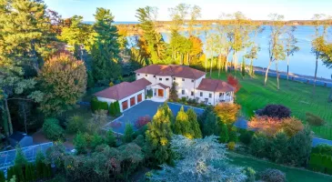 900 Shore Road, Oyster Bay, NY, 5 Bedrooms Bedrooms, 10 Rooms Rooms,4 BathroomsBathrooms,Residential,For Sale,Shore,811971