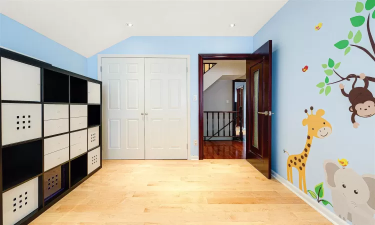 5810 83rd Place, New York, NY, 5 Bedrooms Bedrooms, 12 Rooms Rooms,4 BathroomsBathrooms,Residential,For Sale,83rd,813689