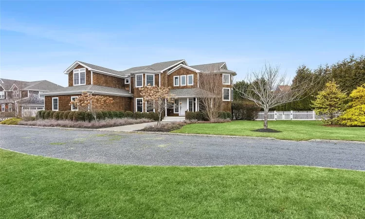 17 Summer Drive, Southampton, NY, 5 Bedrooms Bedrooms, 11 Rooms Rooms,4 BathroomsBathrooms,Residential,For Sale,Summer,810672